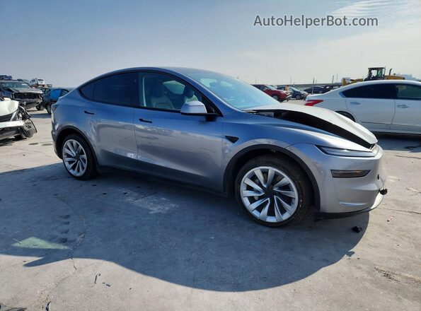 7SAYGDEE0TA381591 2026 TESLA MODEL Gray Przód prawy