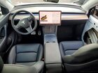 2022 Tesla Model Y White vin: 7SAYGDEE1NF414720