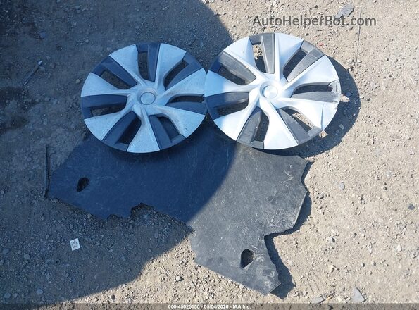 7SAYGDEE1PA090071 2023 TESLA MODEL Y White Առջևի վահանակի տեսք