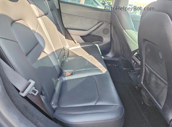 7SAYGDEE1PA148499 2023 TESLA MODEL Gray უკანა სავარძლების ხედი