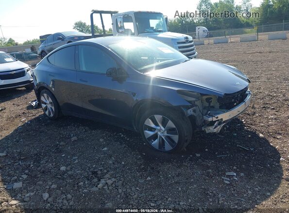 7SAYGDEE1PF884457 2023 TESLA MODEL Y Gray Передня права чверть