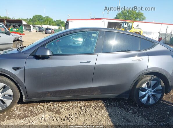 7SAYGDEE1PF884457 2023 TESLA MODEL Y Gray 