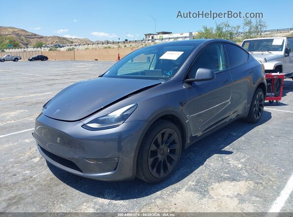 7SAYGDEE1PF891361 2023 TESLA MODEL Y Gray Przód lewy