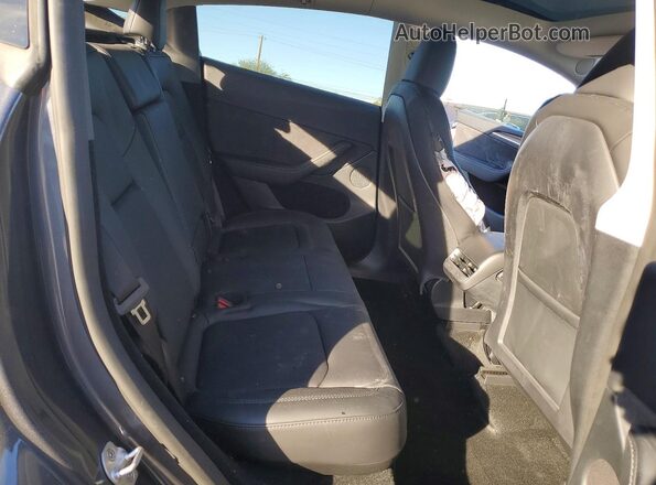 7SAYGDEE1PF905498 2023 TESLA MODEL Gray Вид задньої частини салону