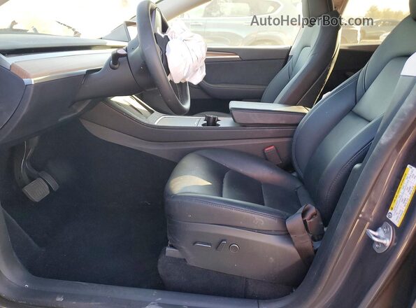 7SAYGDEE1PF905498 2023 TESLA MODEL Gray Вид салону спереду