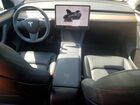 2024 Tesla Model Y Gray vin: 7SAYGDEE1RA222684
