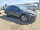 2024 Tesla Model Y Gray vin: 7SAYGDEE1RA222684