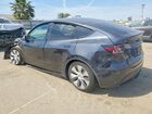 2024 Tesla Model Y Gray vin: 7SAYGDEE1RA222684