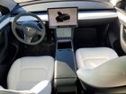 2024 Tesla Model Y Gray vin: 7SAYGDEE1RA308805