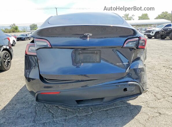 7SAYGDEE1RF079965 2024 TESLA MODEL Charcoal Вид ззаду