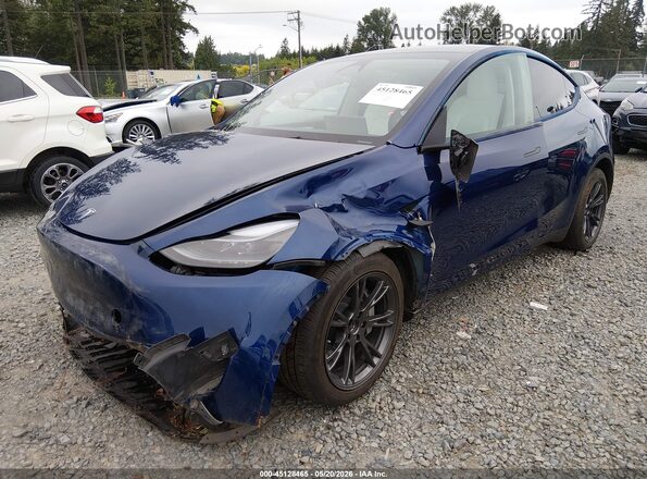 7SAYGDEE1RF150596 2024 TESLA MODEL Y Blue Vista tres cuartos delantera izquierda