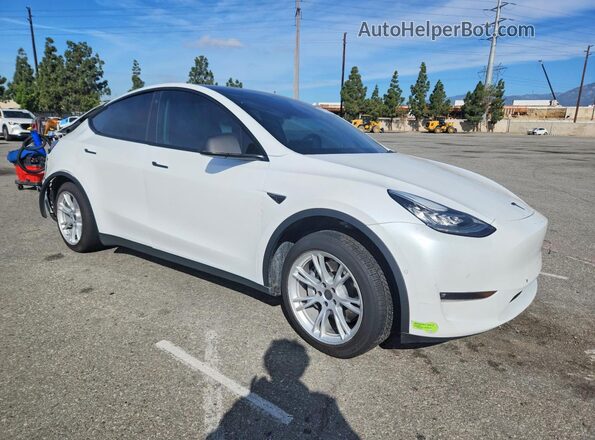7SAYGDEE2NF323309 2022 TESLA MODEL White Front right