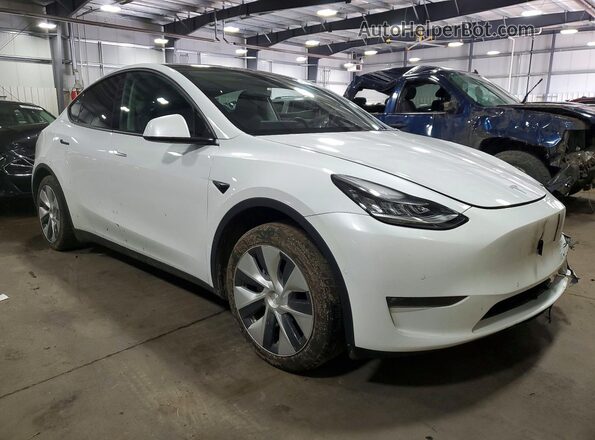 7SAYGDEE2NF323777 2022 TESLA MODEL Белый Передняя правая четверть
