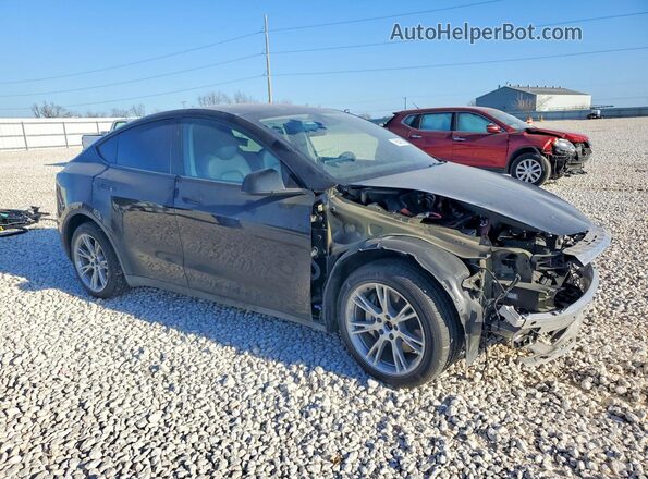 7SAYGDEE2PA136832 2023 TESLA MODEL Black Front right