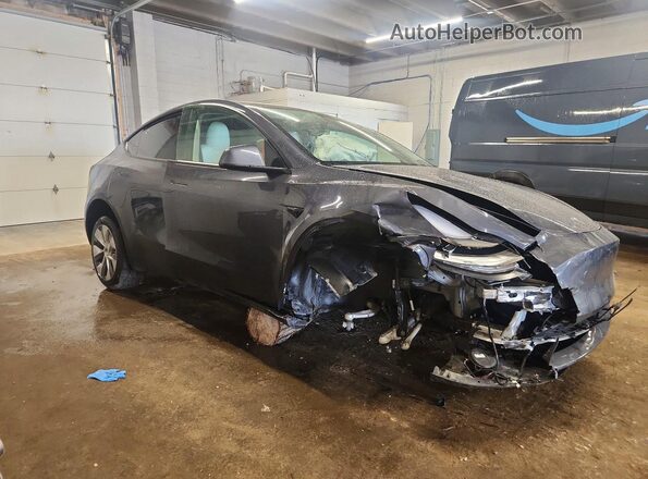 7SAYGDEE2PF610247 2023 TESLA MODEL Угольный Передняя правая четверть