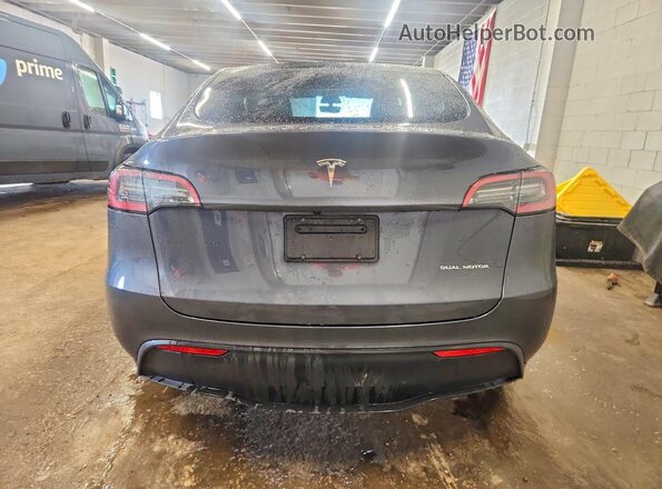 7SAYGDEE2PF610247 2023 TESLA MODEL Угольный Вид сзади