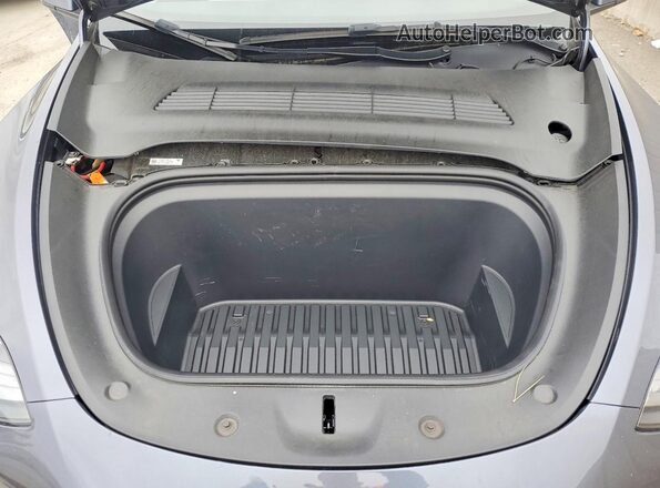 7SAYGDEE2PF643958 2023 TESLA MODEL Gray Вид підкапотного простору