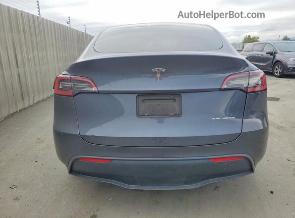 7SAYGDEE2PF643958 2023 TESLA MODEL Gray Вид ззаду