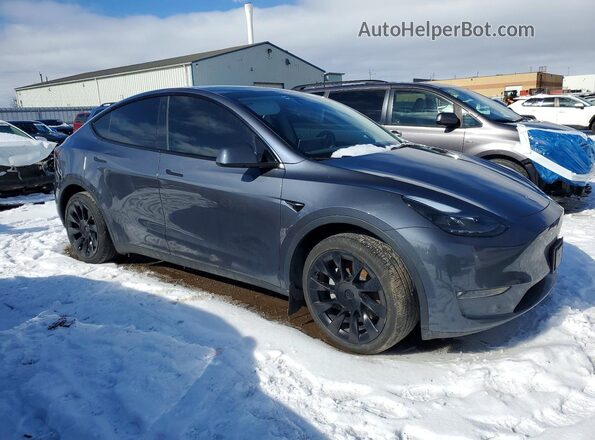 7SAYGDEE2PF775120 2023 TESLA MODEL Серый Передняя правая четверть