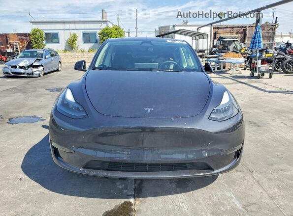 7SAYGDEE2RF130356 2024 TESLA MODEL Charcoal Vista frontal