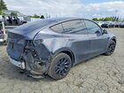 2022 Tesla Model Y Gray vin: 7SAYGDEE3NF402469