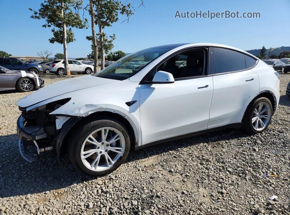 7SAYGDEE3NF561282 2022 TESLA MODEL White Front left