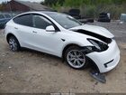 2023 Tesla Model Y Awd/long Range Dual Motor All-wheel Drive White vin: 7SAYGDEE3PA057122