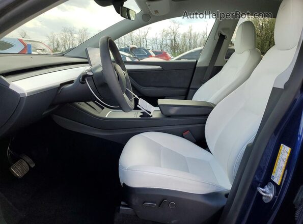 7SAYGDEE3PA135169 2023 TESLA MODEL Синий Вид салона спереди