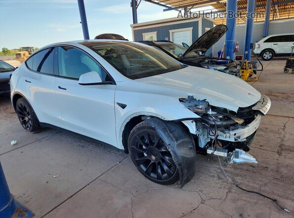 7SAYGDEE3PF675916 2023 TESLA MODEL White Delantero derecho