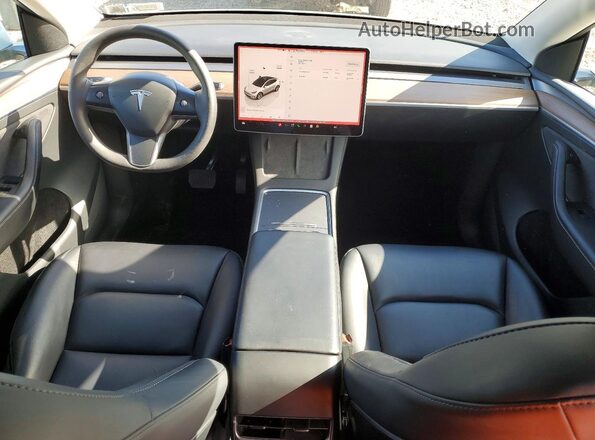 7SAYGDEE3PF700829 2023 TESLA MODEL White Առջևի վահանակի տեսք