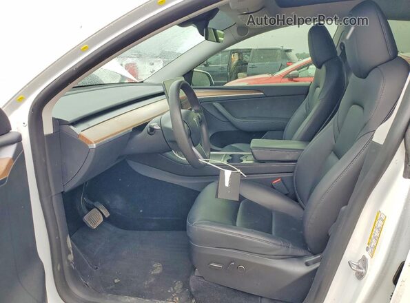 7SAYGDEE3PF814474 2023 TESLA MODEL White Vista interior delantera