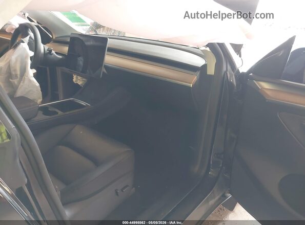 7SAYGDEE3PF838077 2023 TESLA MODEL Y Black წინა სალონის ხედი