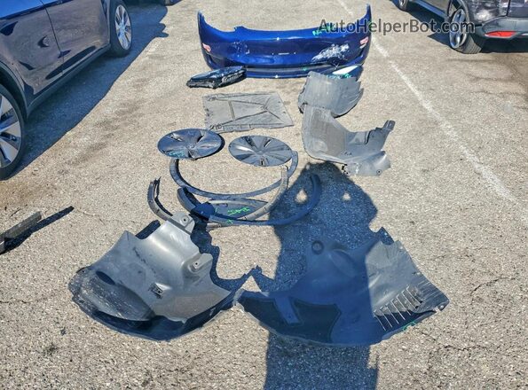 7SAYGDEE3RA230687 2024 TESLA MODEL Blue VIN կոդի պիտակի տեսք