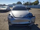 2024 Tesla Model Y Silver vin: 7SAYGDEE3RA295605
