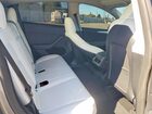 2024 Tesla Model Y Silver vin: 7SAYGDEE3RA295605
