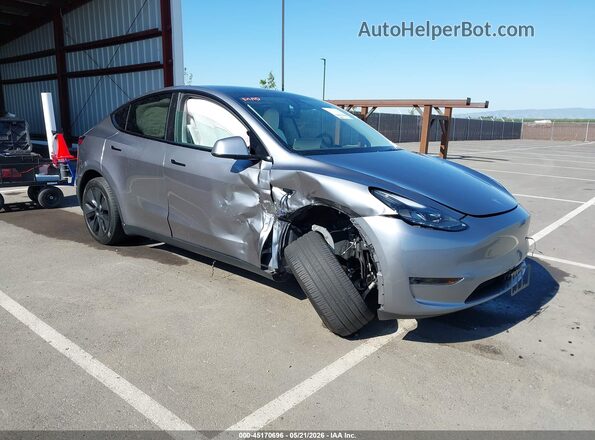 7SAYGDEE3RA325024 2024 TESLA MODEL Y Серый Передняя правая четверть