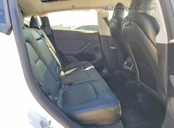 7SAYGDEE3SA370955 2023 TESLA MODEL White Вид задніх сидінь