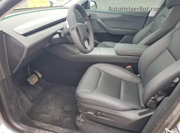 7SAYGDEE3TF398775 2026 TESLA MODEL Серый Вид салона спереди