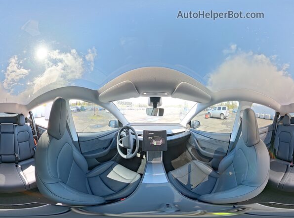 7SAYGDEE3TF398775 2026 TESLA MODEL Серый Панорамный вид салона 360°