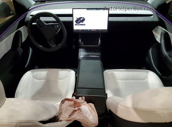 7SAYGDEE4TA443400 2026 TESLA MODEL Gray Widok deski rozdzielczej