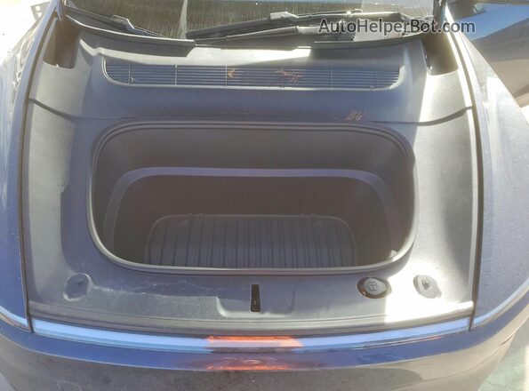 7SAYGDEE4TA580935 2026 TESLA MODEL Gray Widok komory silnika