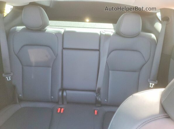 7SAYGDEE4TA580935 2026 TESLA MODEL Gray Widok tylnych siedzeń