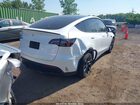 2022 Tesla Model Y Long Range Dual Motor All-wheel Drive Белый vin: 7SAYGDEE5NF426109