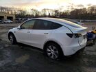 2023 Tesla Model Y White vin: 7SAYGDEE5PA110998