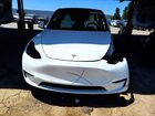 2022 Tesla Model Y White vin: 7SAYGDEE6NF368611