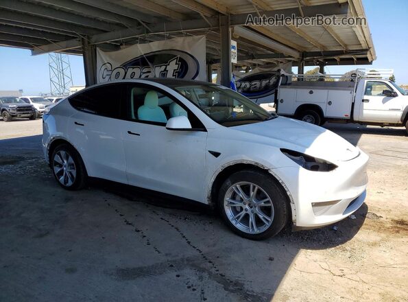 7SAYGDEE6NF368611 2022 TESLA MODEL White Delantero derecho