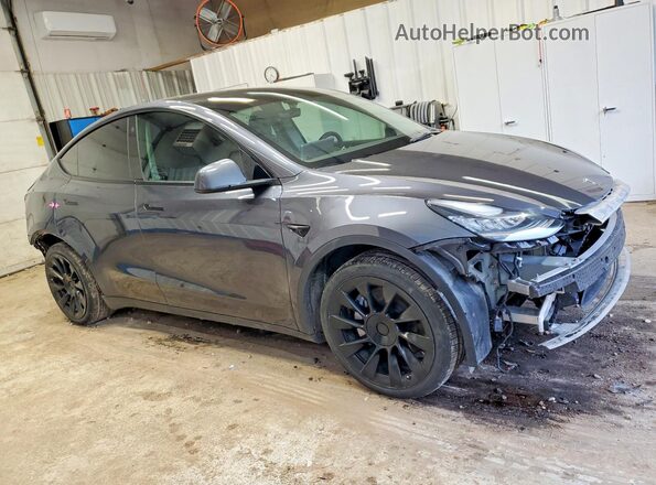 7SAYGDEE6NF445283 2022 TESLA MODEL Gray Передня права чверть
