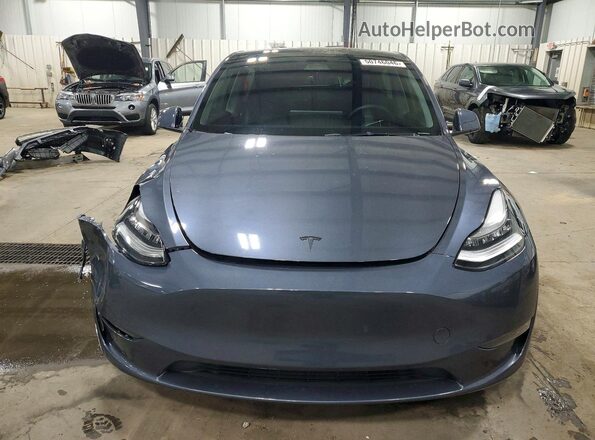 7SAYGDEE6PA031176 2023 TESLA MODEL Gray Вид спереду
