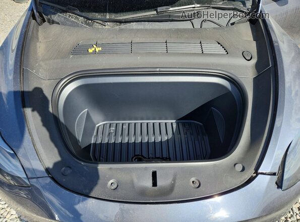 7SAYGDEE6PA201956 2023 TESLA MODEL Gray Widok komory silnika