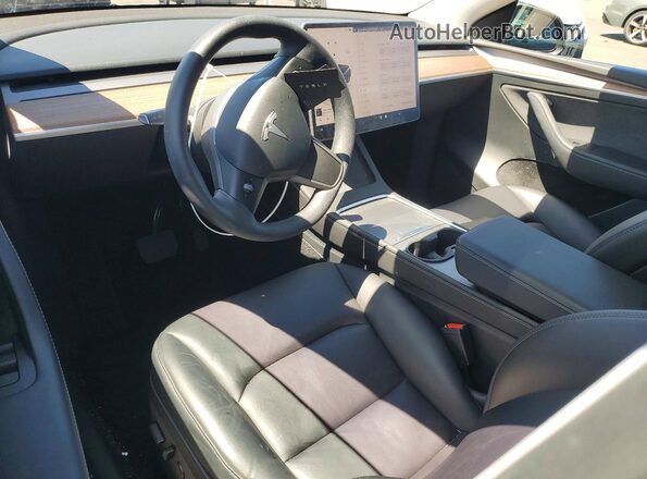 7SAYGDEE6RF041566 2024 TESLA MODEL Gray Dashboard view